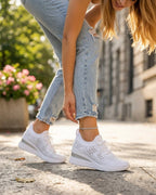 Sneakersy damskie na koturnie z cyrkoniami, sznurowane