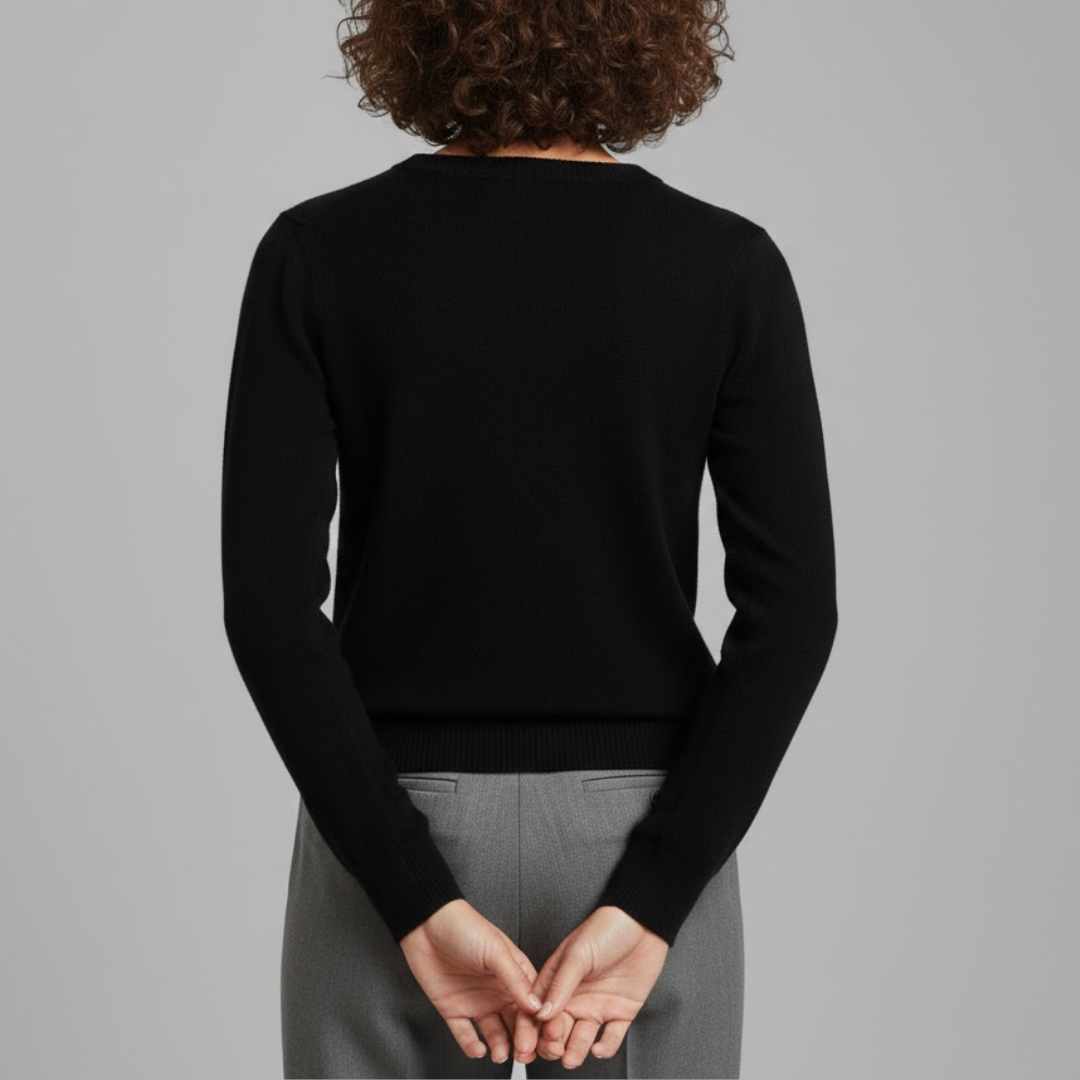 Damski uniwersalny sweter z klasycznym dekoltem