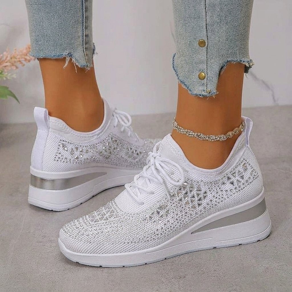 Sneakersy damskie na koturnie z cyrkoniami, sznurowane — Biały