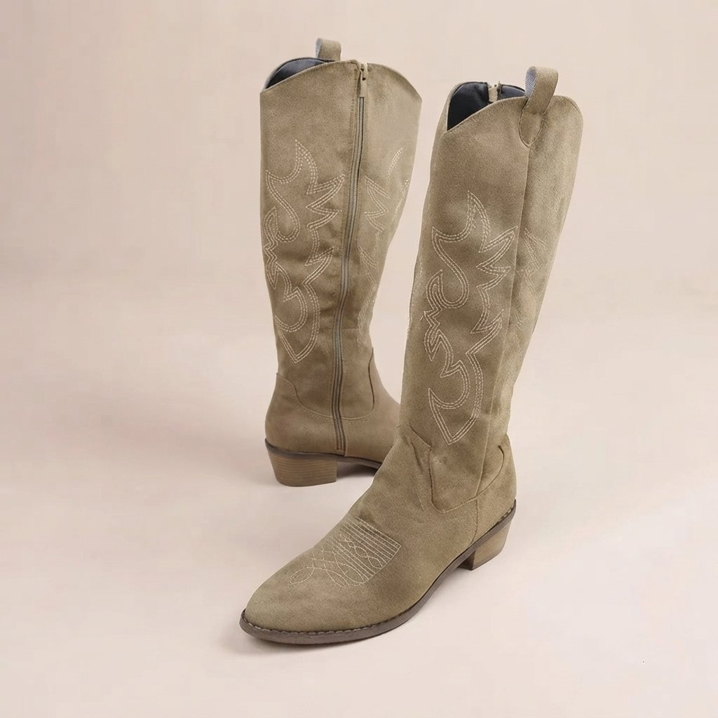 Kozaki western do kolan z haftem, zamsz, obcas blok — Khaki