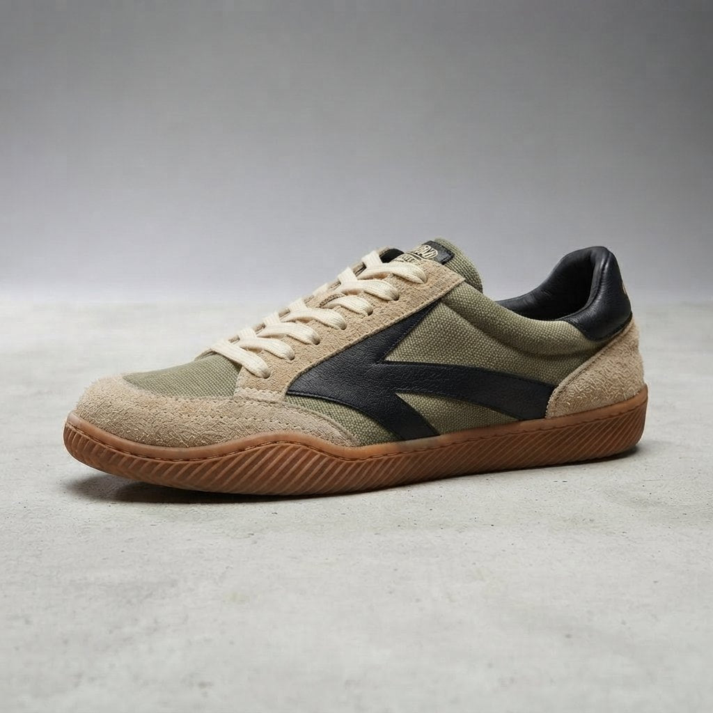 Sneakersy retro z zamszu bydlęcego, podeszwa EVA — 40