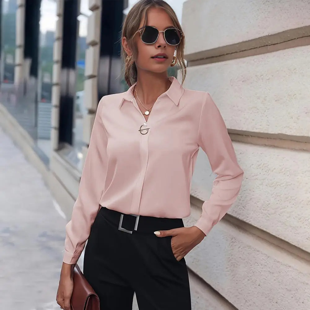Dominika – Essential Women's Casual Blouse for Everyday Wear