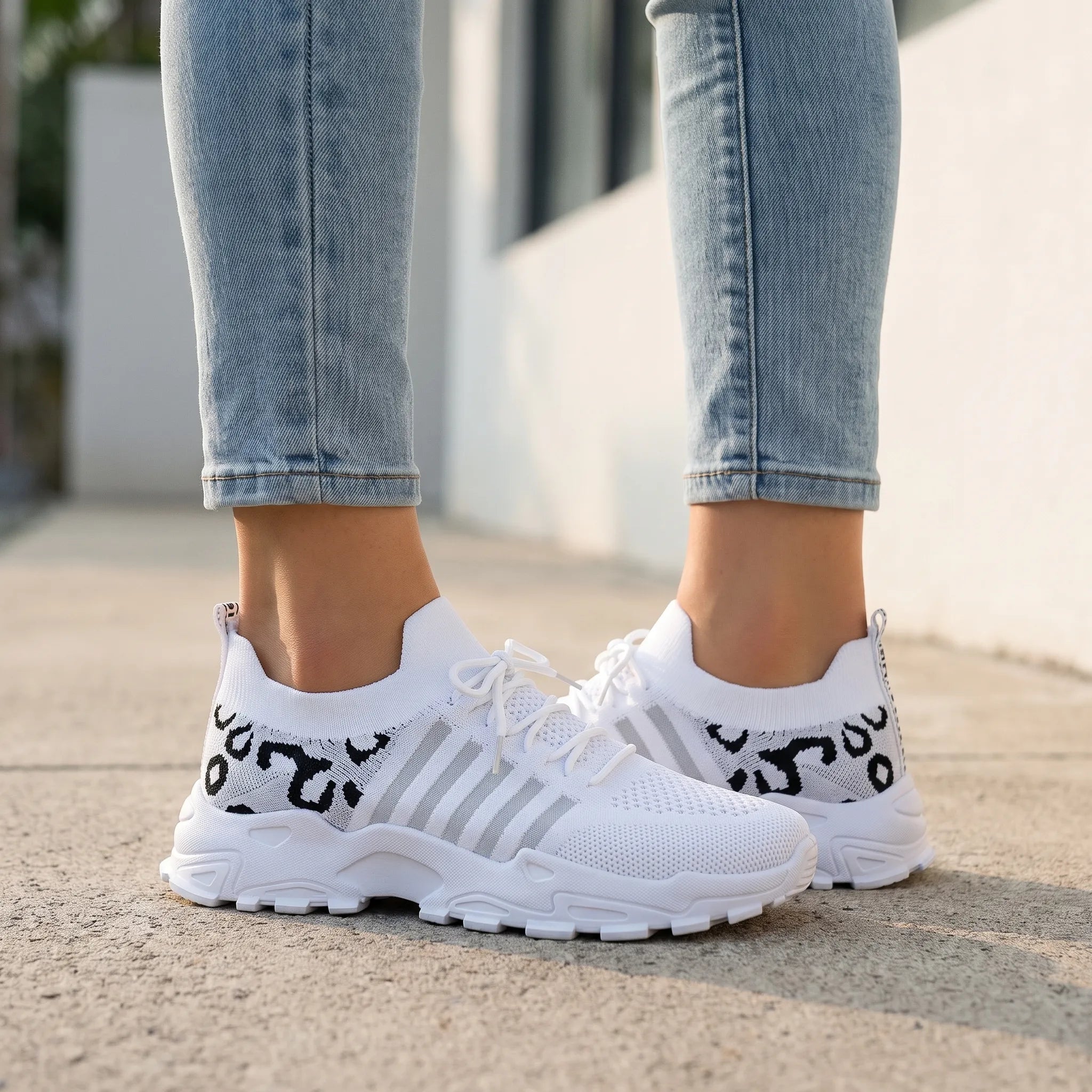 Białe Sneakersy Damskie Na Platformie - Codzienne Spacery 