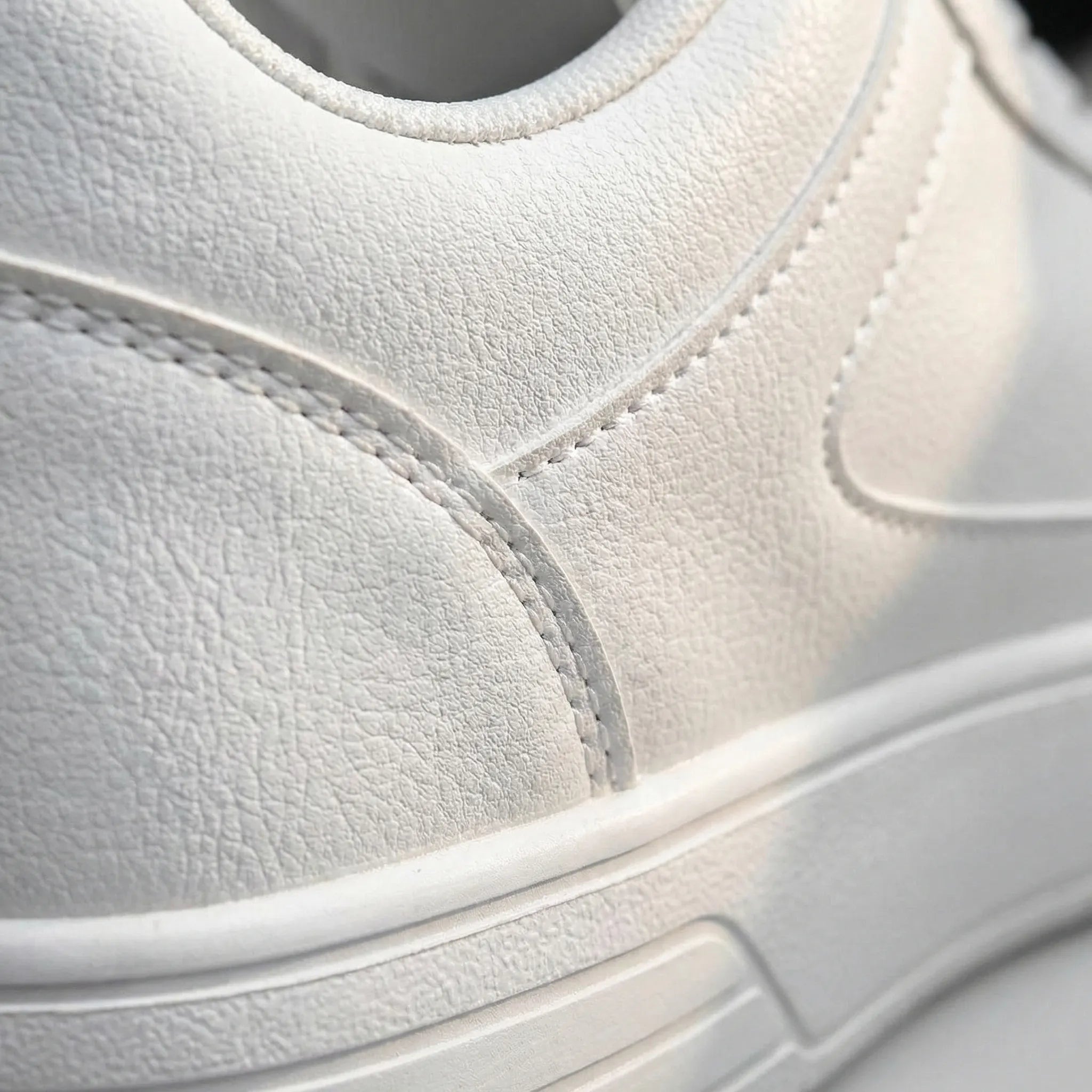 Białe Sneakersy Na Platformie Dla Kobiet - Codzienny Miejski Styl 