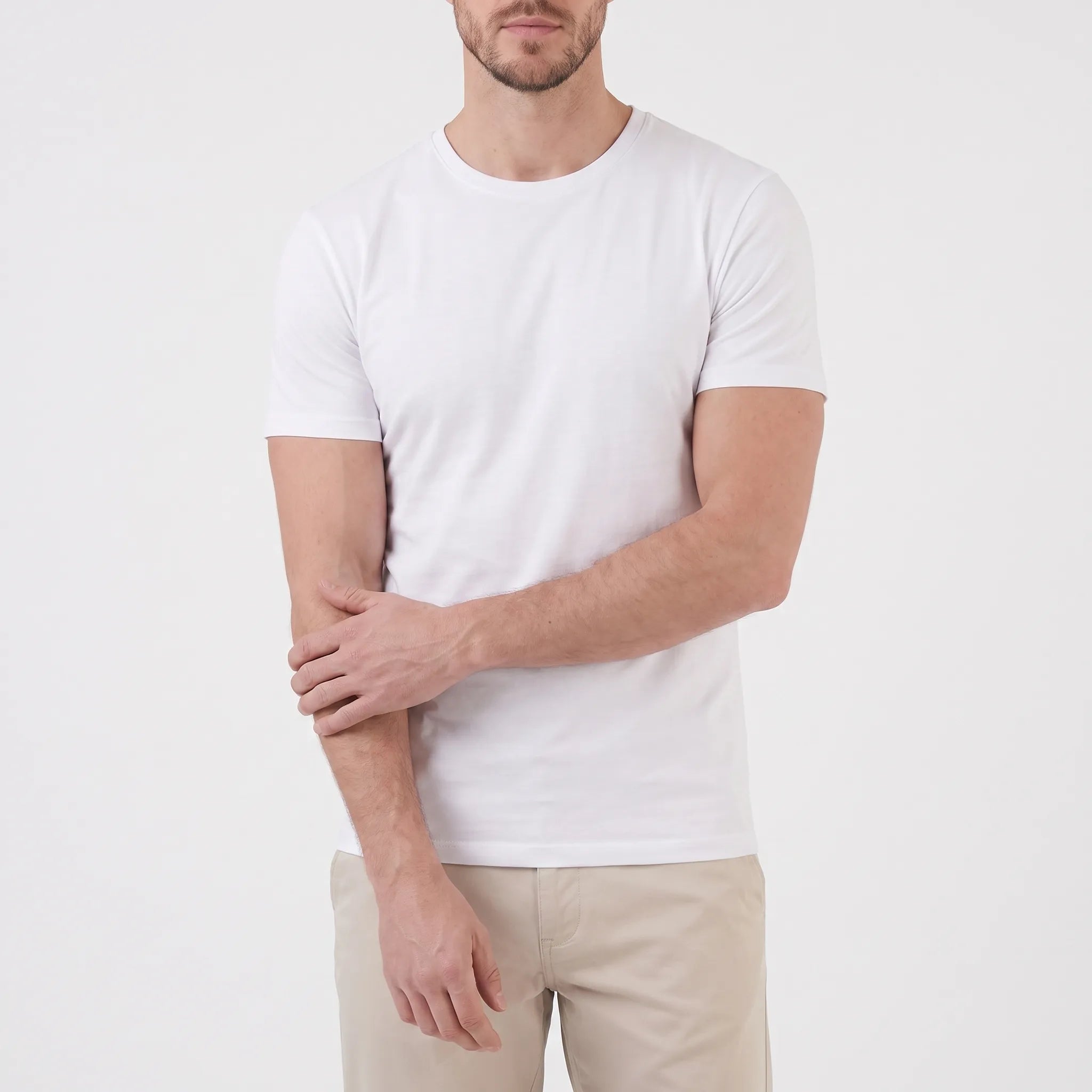 Dopasowany Biały T-Shirt Męski - Codzienne Stylizacje 