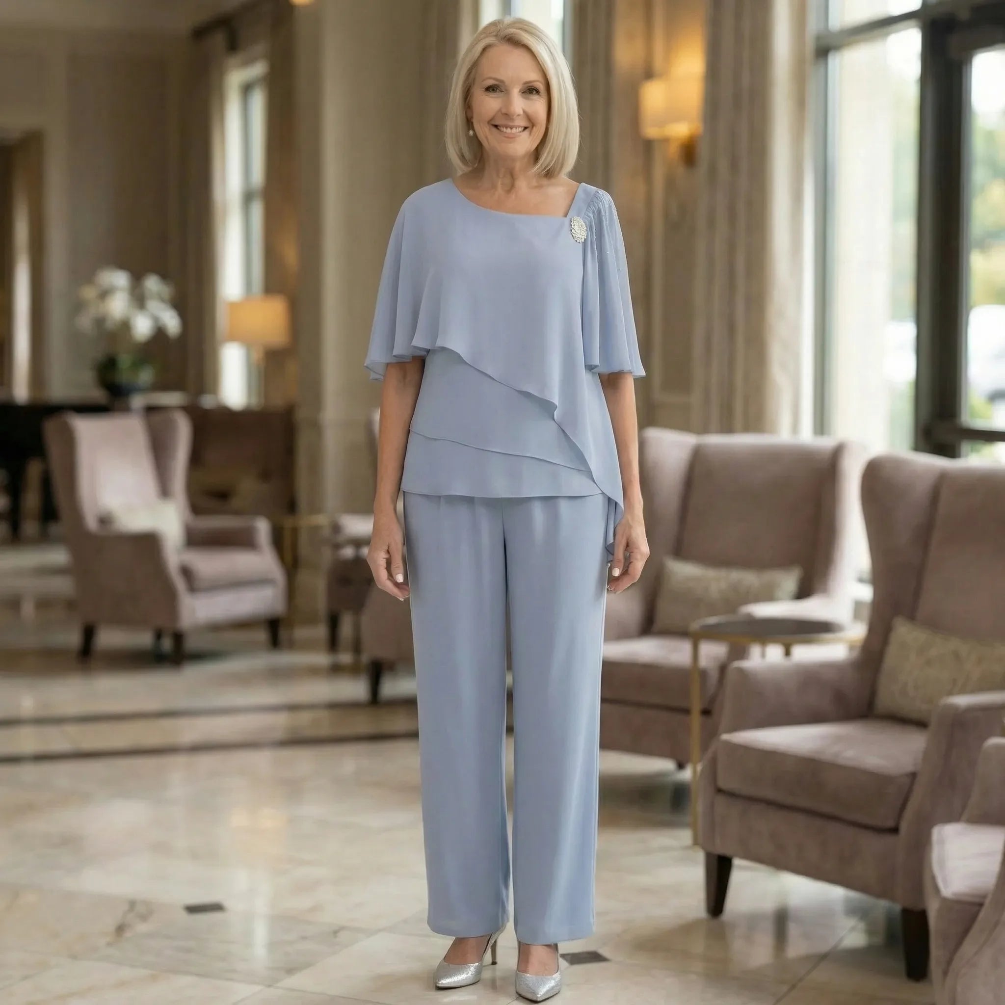 Dwuczęściowy Komplet Z Nakładką I Spodniami - Eleganckie Przyjęcia Okolicznościowe 