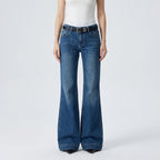 Dzwony Z Niskim Stanem W Stylu Y2K - Codzienny Miejski Styl 