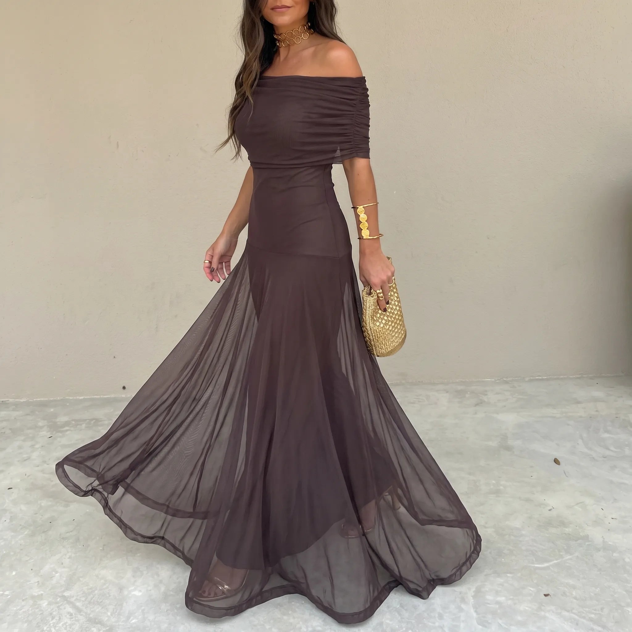 Elegancka Sukienka Maxi Na Lato - Letnie Przyjęcia Plenerowe 