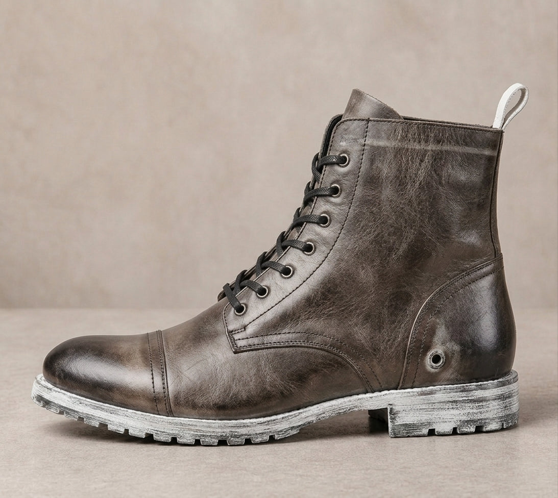 Adrian – Durable Men's Lace-Up Shoes with a Non-Slip Outdoor Sole
