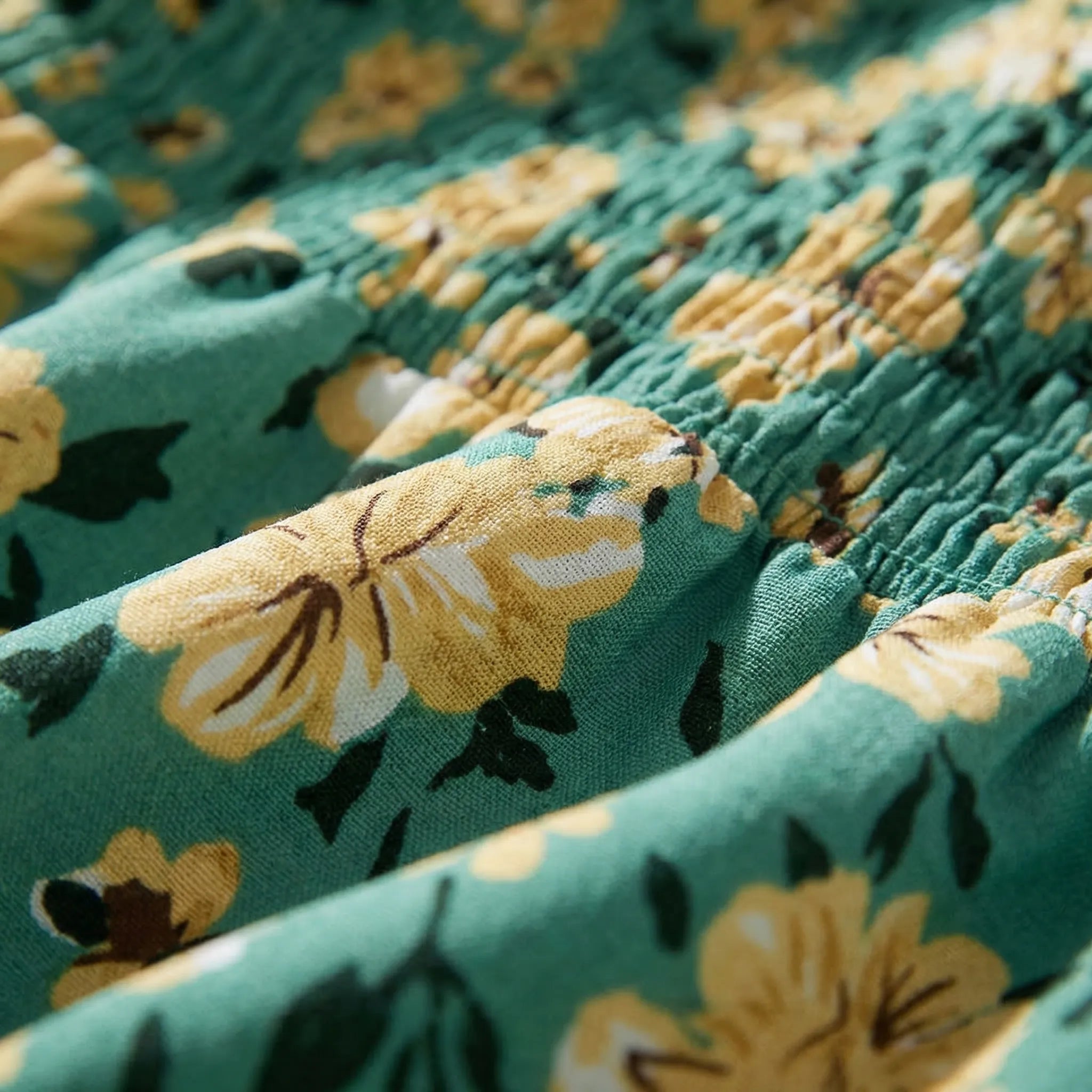 Krótki Top Smockowany Z Rozkloszowaną Spódnicą - Letnie Wyjścia W Mieście 