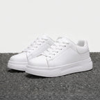 Minimalistyczne Białe Sneakersy Damskie - Codzienne Spacery 