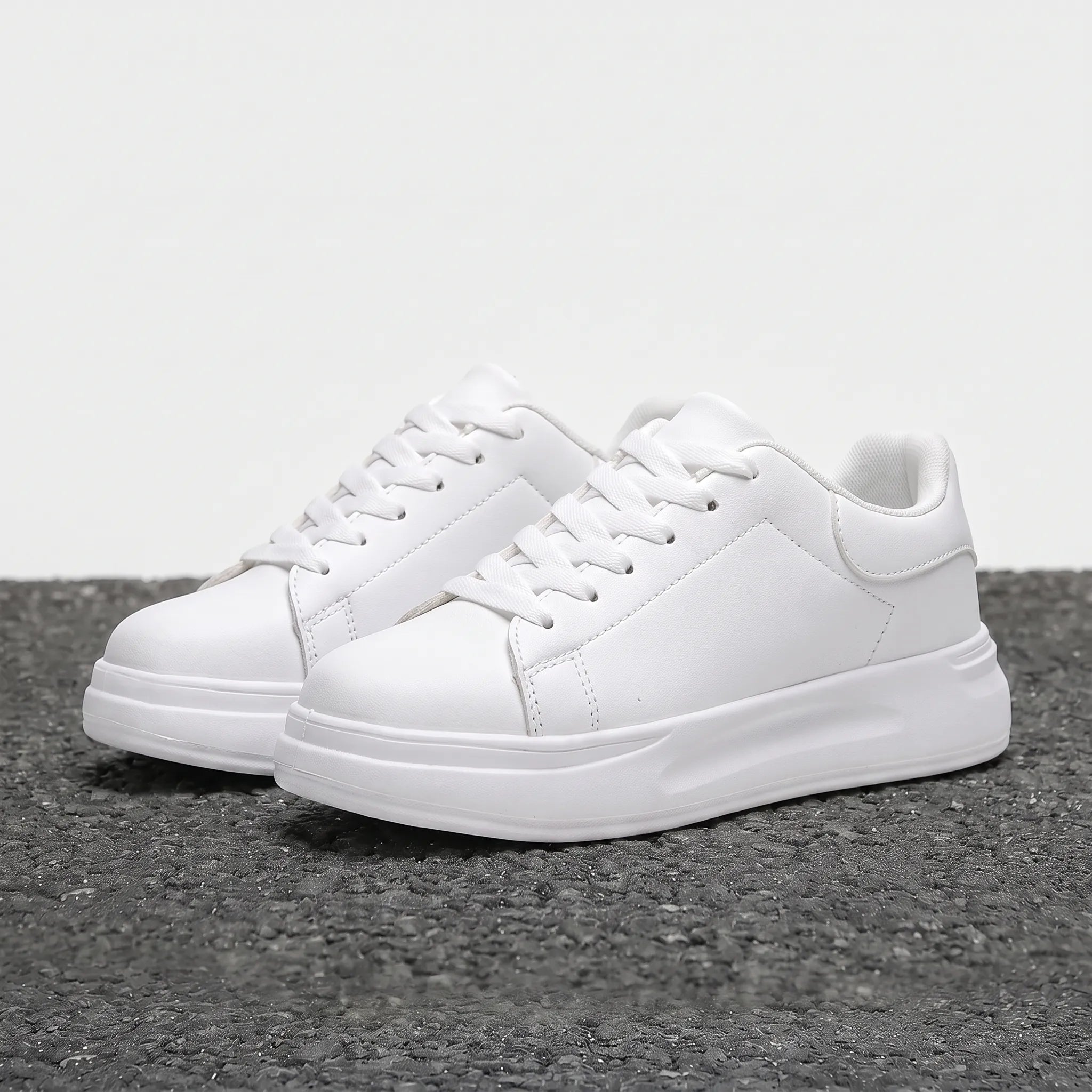 Minimalistyczne Białe Sneakersy Damskie - Codzienne Spacery 