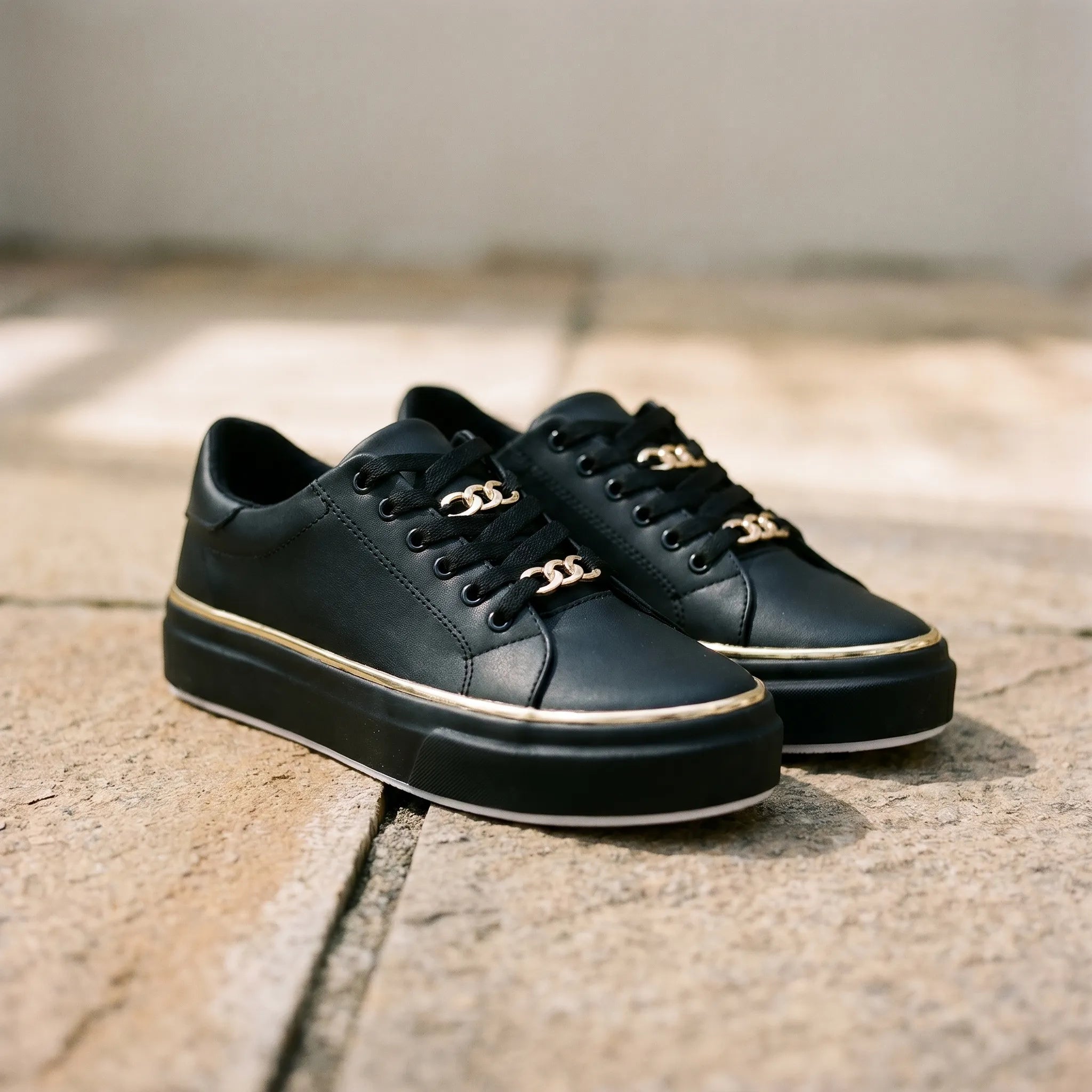 Niskie Sneakersy Na Platformie - Codzienne Spacery 