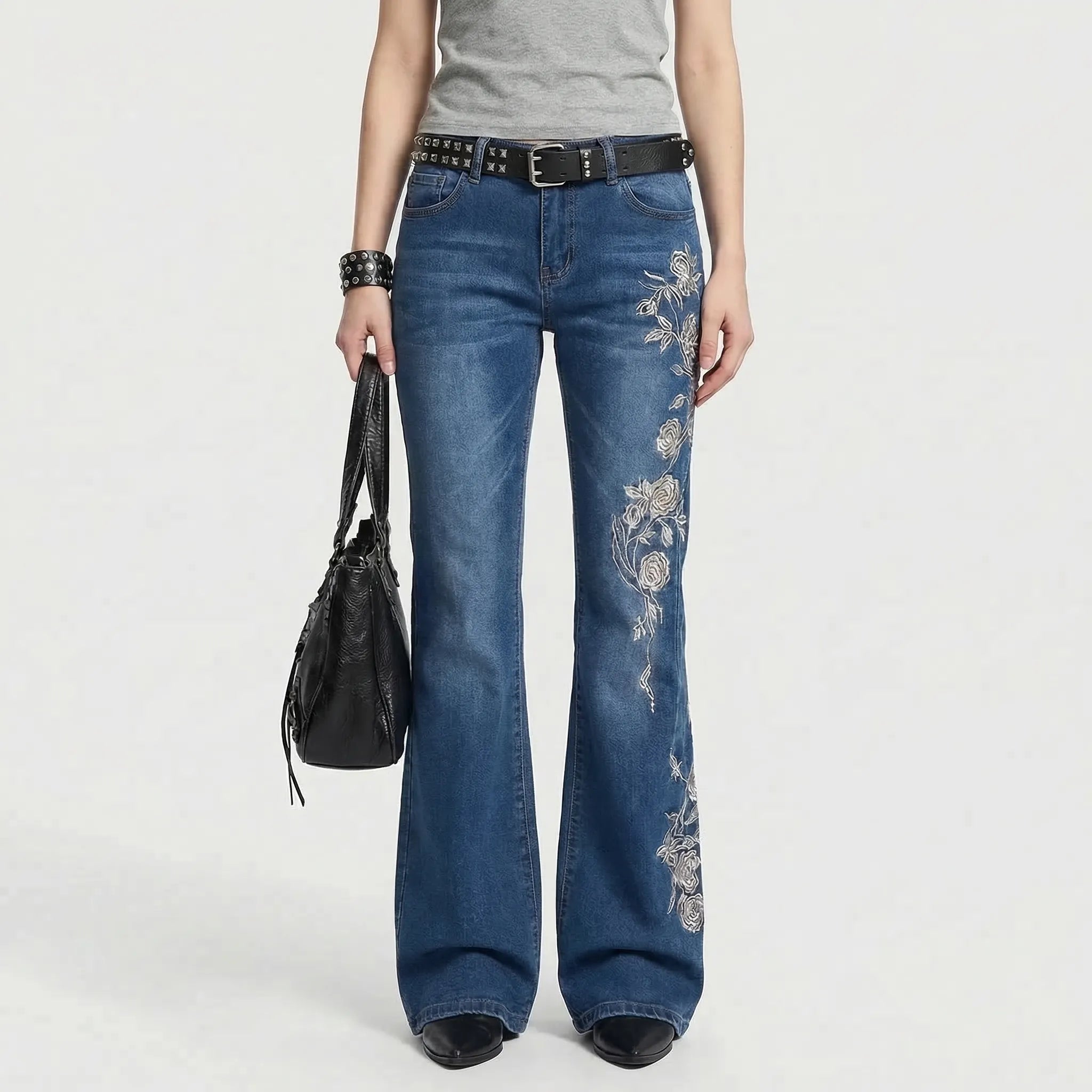 Rozszerzane Dzinsy Z Haftem Różanym - Codzienny Miejski Look 