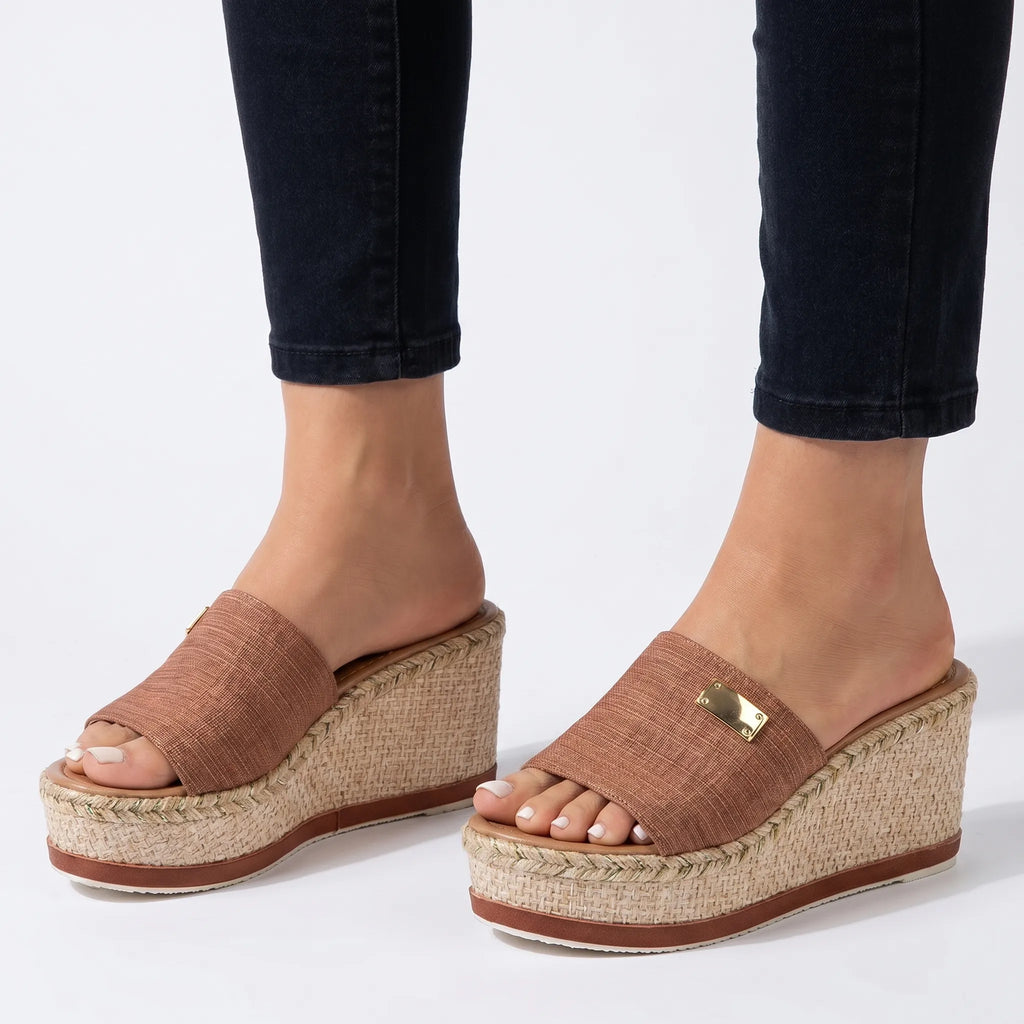 Wsuwane Espadryle Na Koturnie - Letnie Spacery 