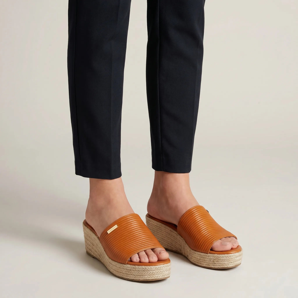 Wsuwane Espadryle Na Koturnie - Letnie Spacery 