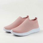 Wsuwane Sneakersy Z Ozdobnymi Detalami - Codzienne Spacery 
