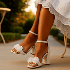 Linnea – Damskie Sandały na Obcasie z Kwiatowym Wzorem Eleganckie