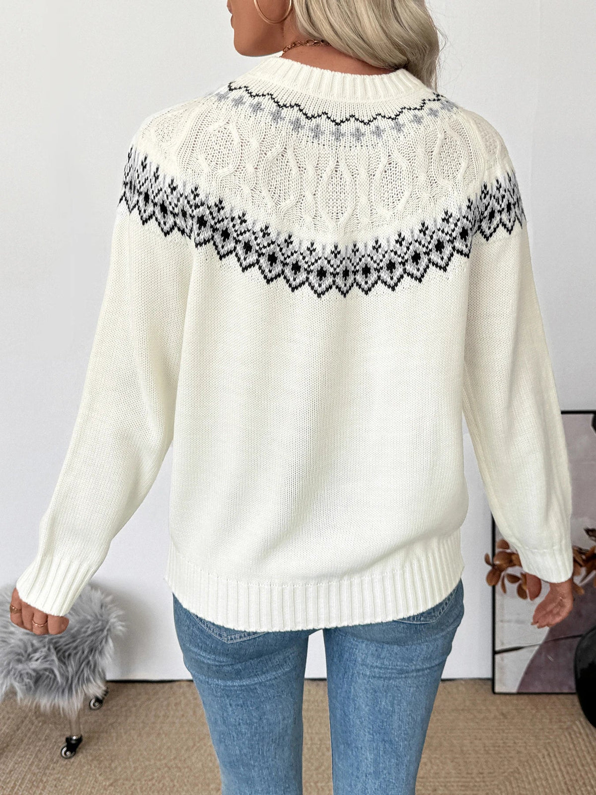 Camille – Women's Long-Sleeve Knit Sweater with a Round Neck and Fair Isle Pattern